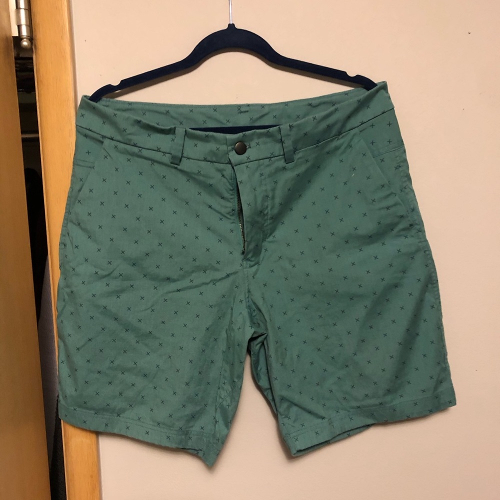Lululemon commission shorts